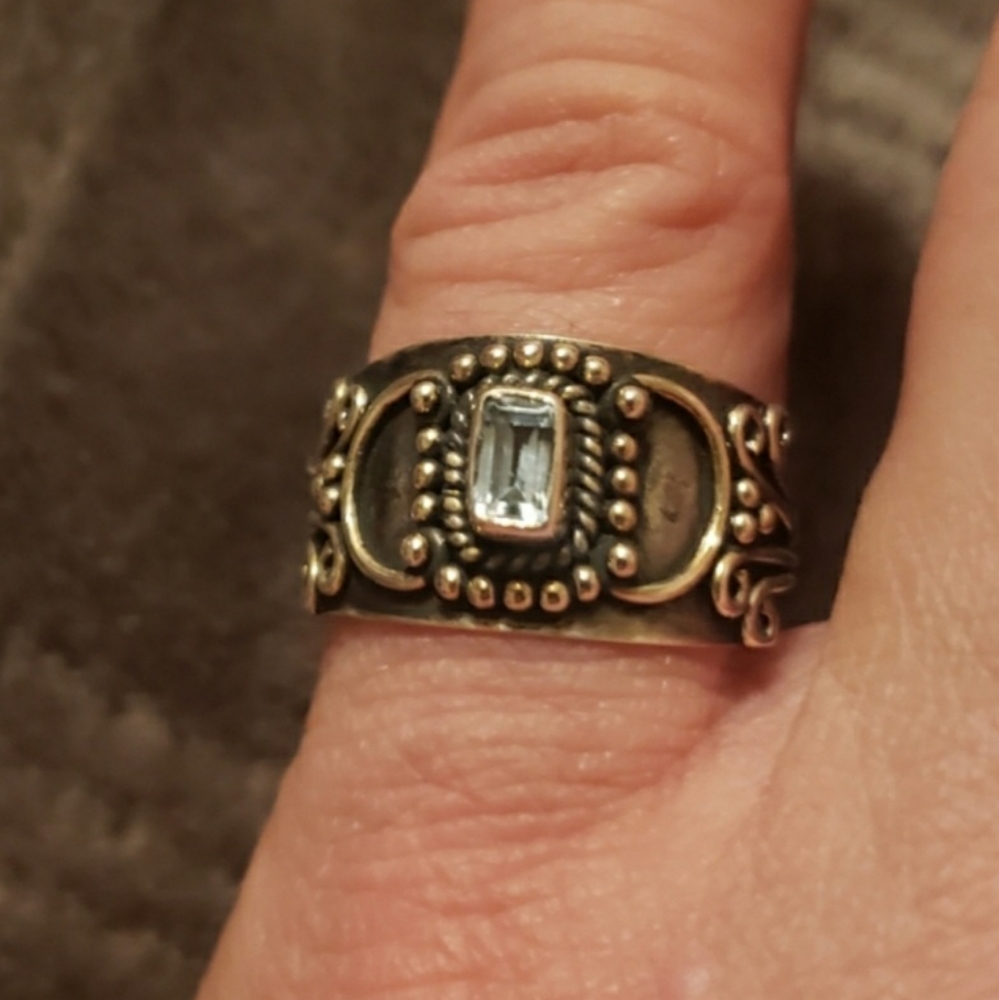 925 Silver Blue Topaz Ring   Sz. 8